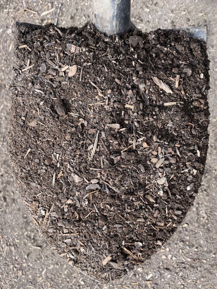 Mulch-Compost Blend - Calgary, AB